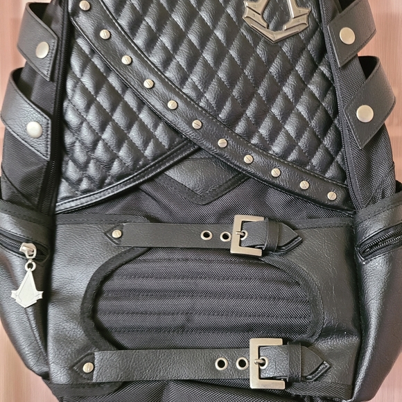 Assassin's Creed Backpack - Picture 4 of 9